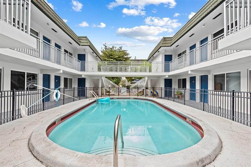 1000 SE 15th Street, Unit 103, Fort Lauderdale, FL 33316 Photo