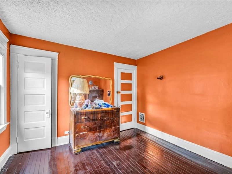 9700 Hilgert Drive, Cleveland, OH 44104 Photo 21