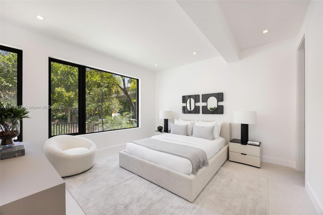 86 SW 28th Rd, Unit 7, Miami, FL 33129 Photo