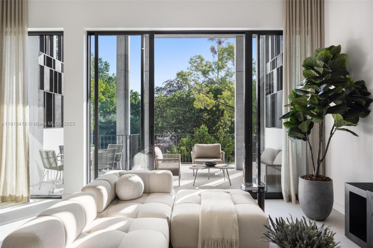 86 SW 28th Rd, Unit 7, Miami, FL 33129 Photo