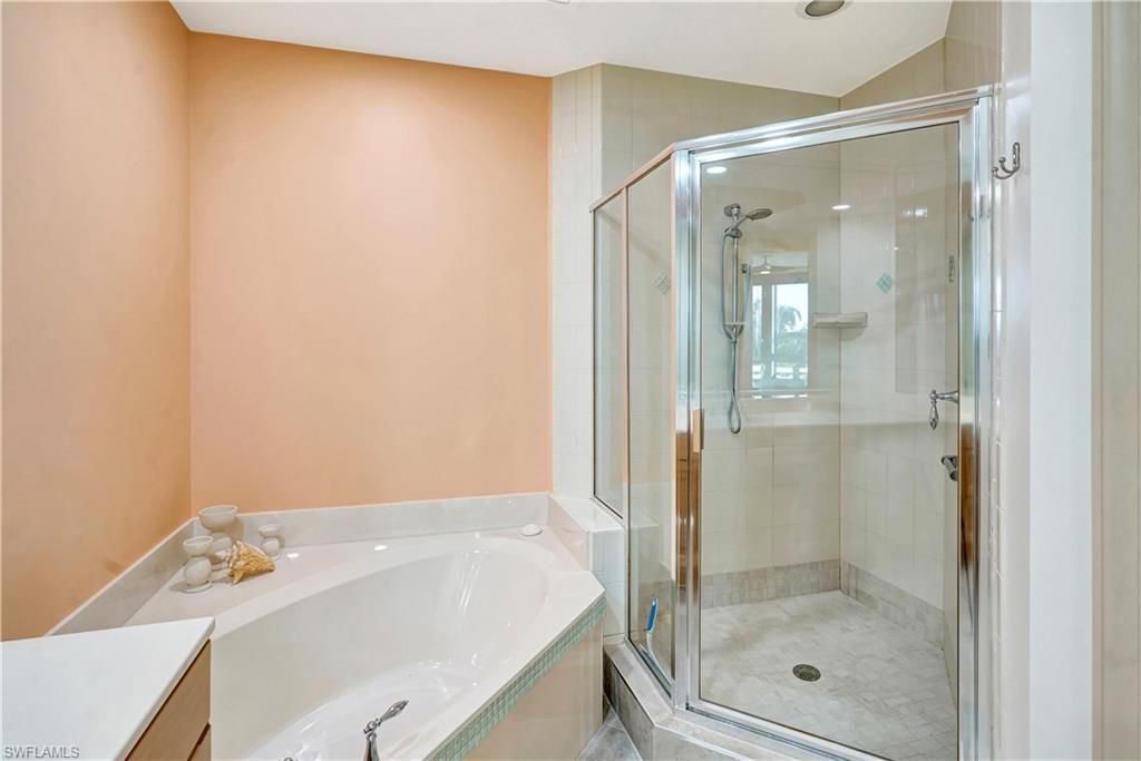 14350 Riva Del Lago Dr, Unit 402, Fort Myers, FL 33907 Photo