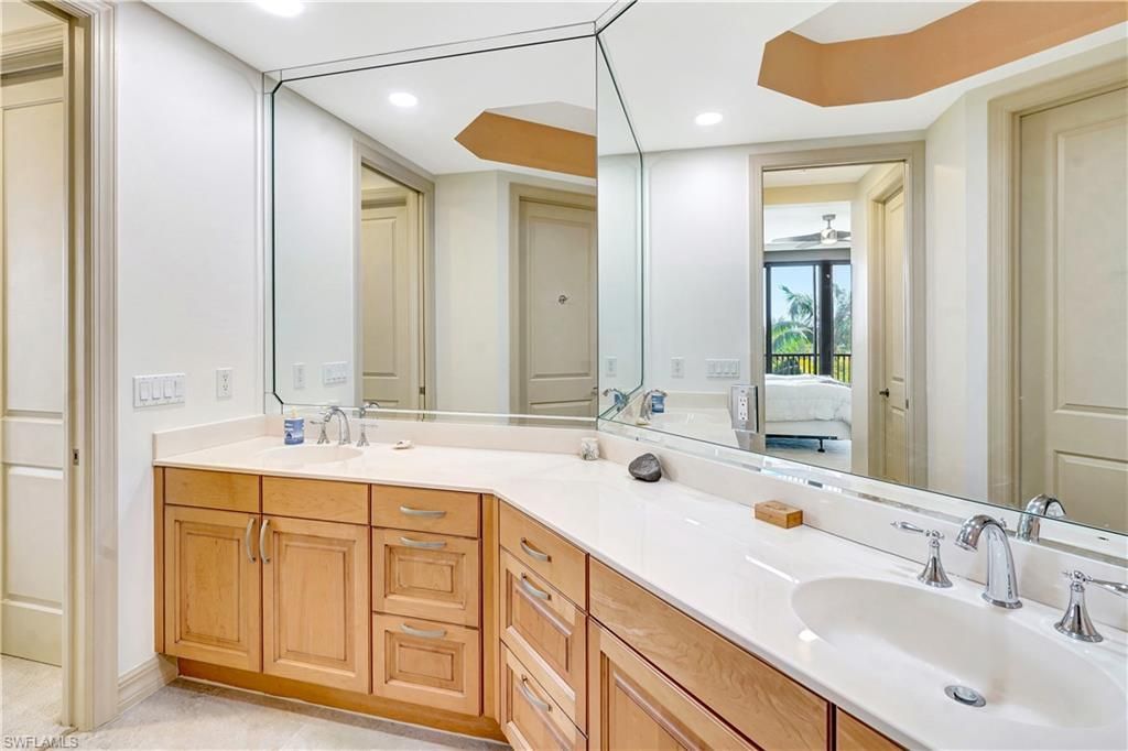 14350 Riva Del Lago Dr, Unit 402, Fort Myers, FL 33907 Photo