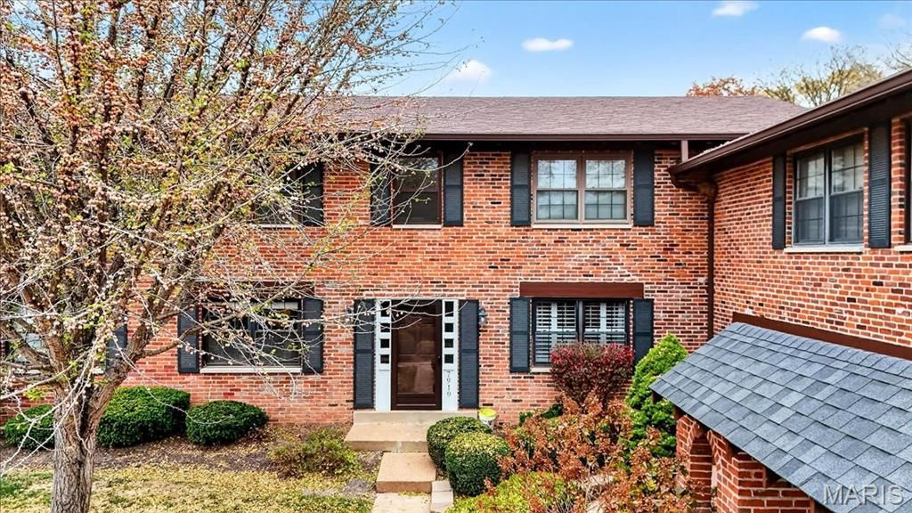 7919 Royal Arms Court, Unit 2, Crestwood, MO 63123 Main Photo