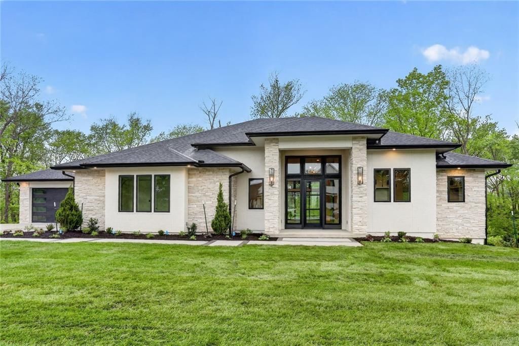 7260 NW Pampas Lane, Parkville, MO 64152 Main Photo