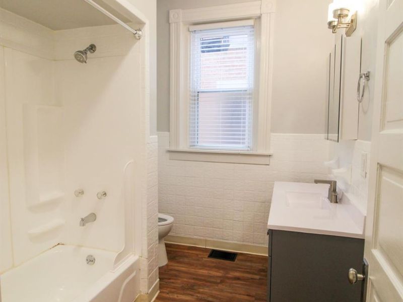 421 Hopkins Street, Cincinnati, OH 45203 Photo 14