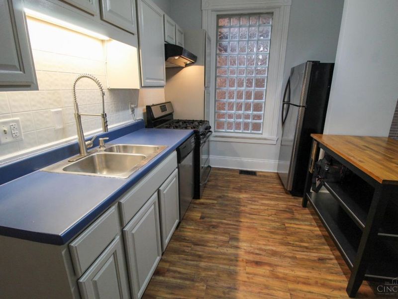 421 Hopkins Street, Cincinnati, OH 45203 Photo 23