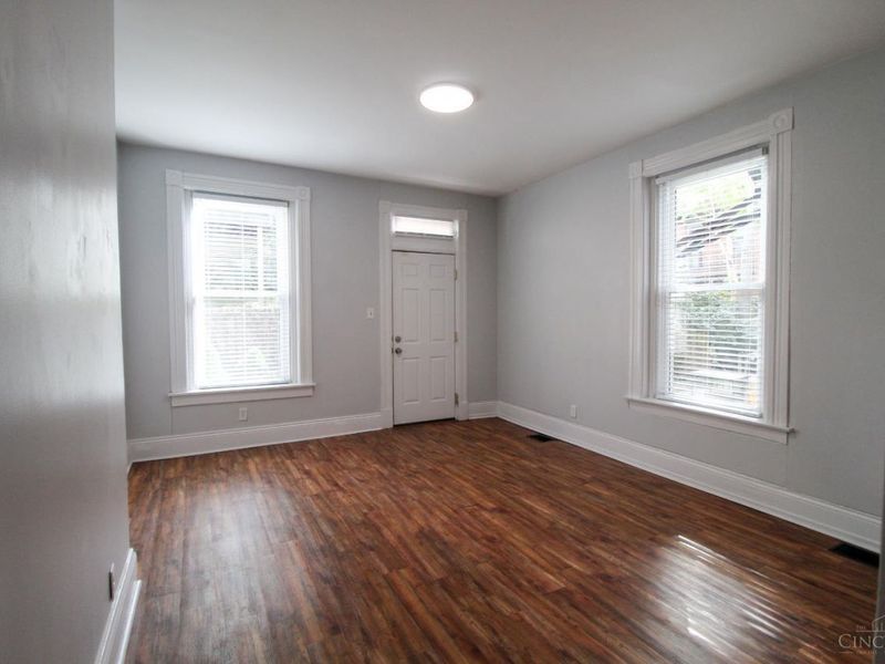 421 Hopkins Street, Cincinnati, OH 45203 Photo 28