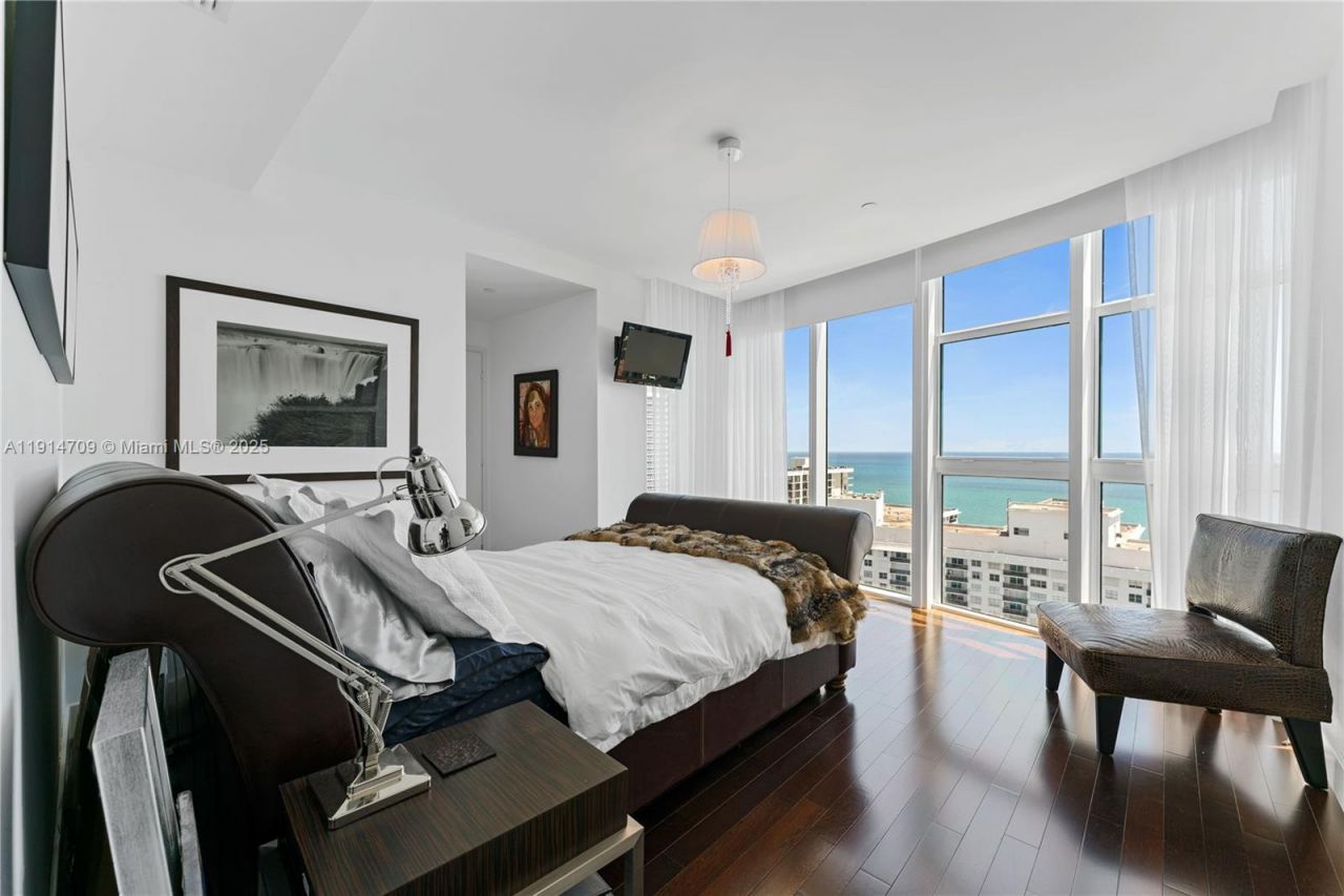 6000 Indian Creek Dr, Unit PH 2501, Miami Beach, FL 33140 Photo