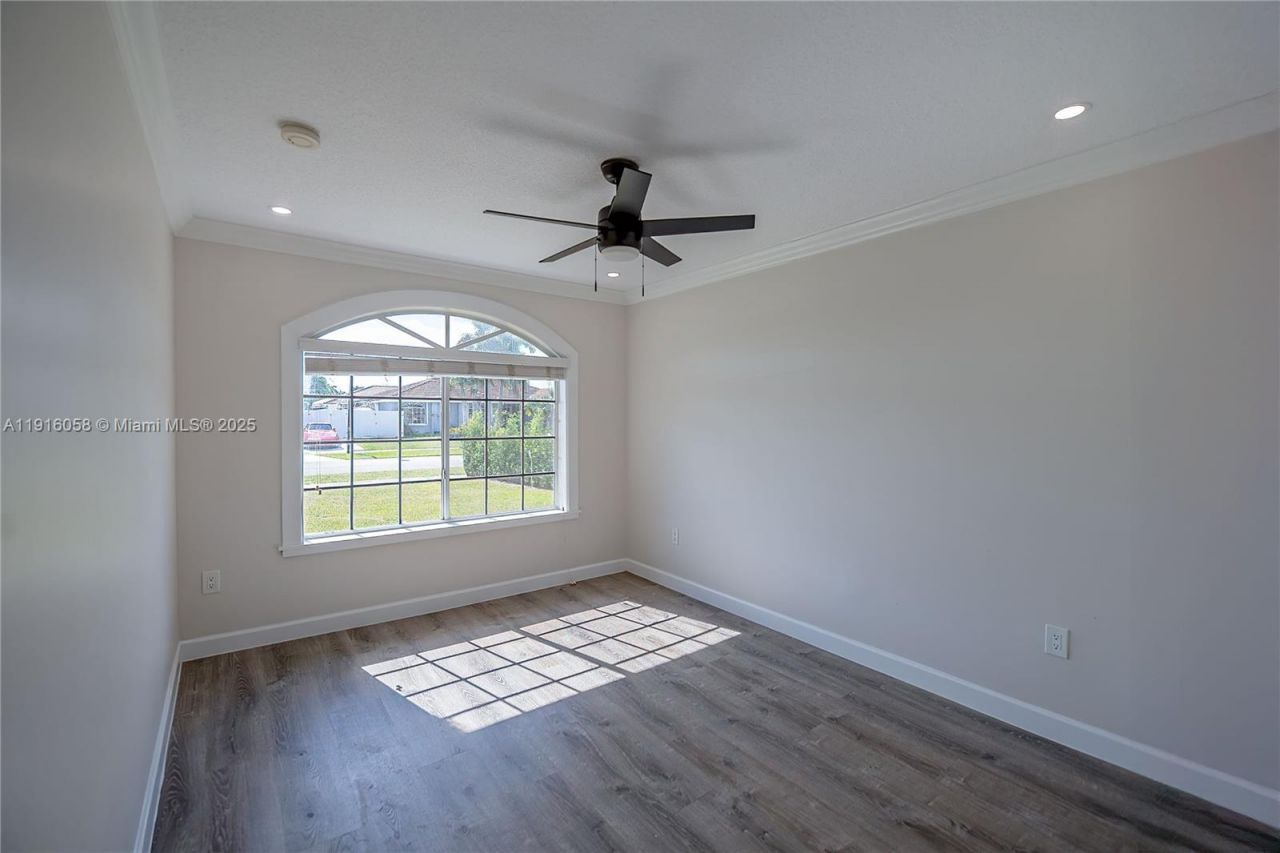 15461 170th Ter, Miami, FL 33187 Photo