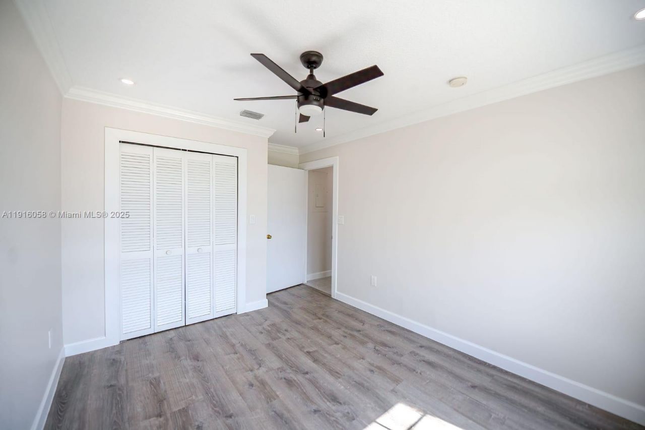 15461 170th Ter, Miami, FL 33187 Photo