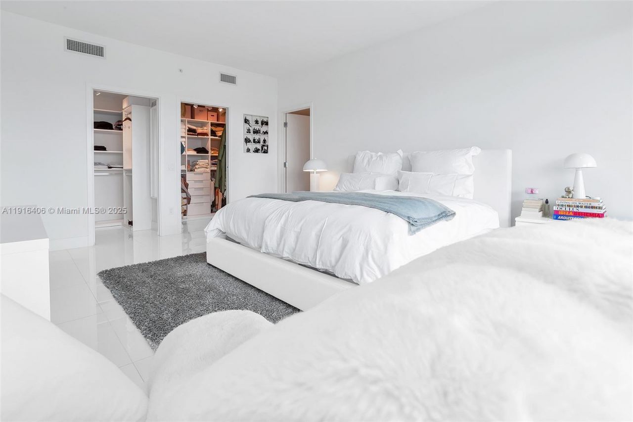 350 Ocean Dr, Unit 405N, Key Biscayne, FL 33149 Photo