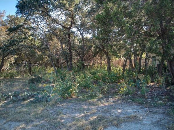 1042 Janet Drive , Canyon Lake, TX 78133