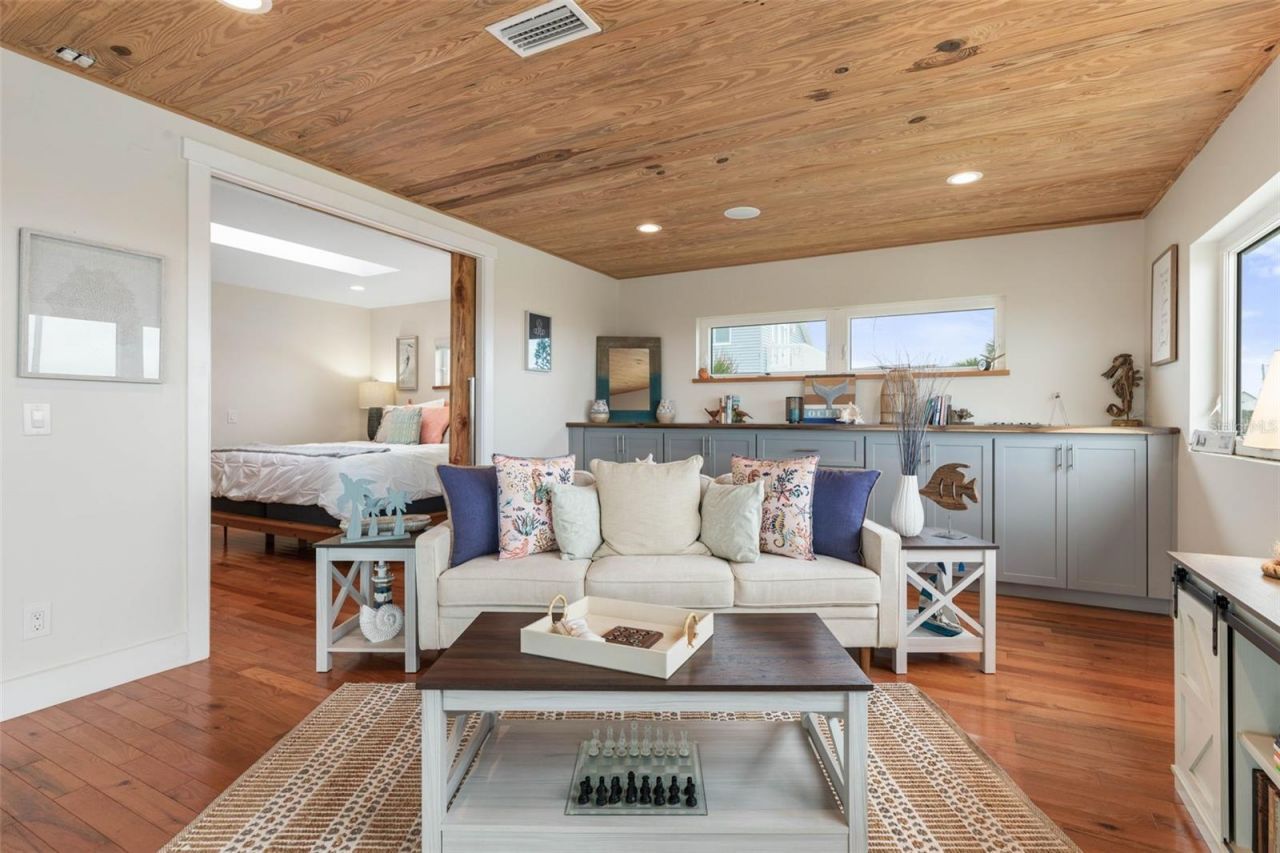 2556 Ocean Shore Boulevard N, Flagler Beach, FL 32136 Photo