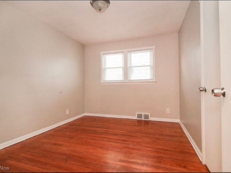 2807 Park Drive, Parma, OH 44134 Photo 5