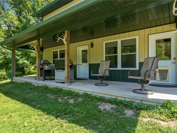 3728 Sunshine Street SW, Cedar Rapids, IA 52404