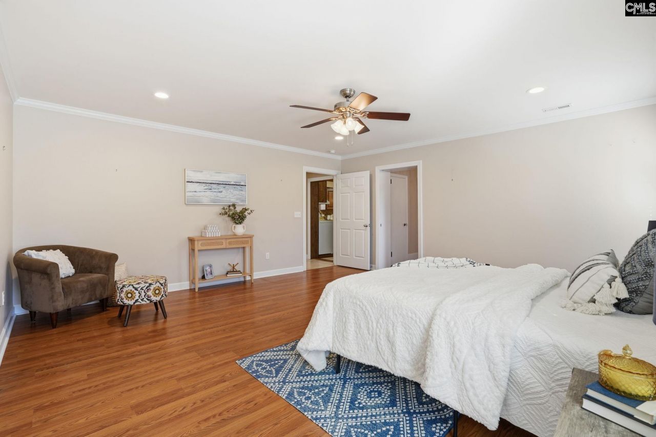 465 Woodland Terrace Photo 15