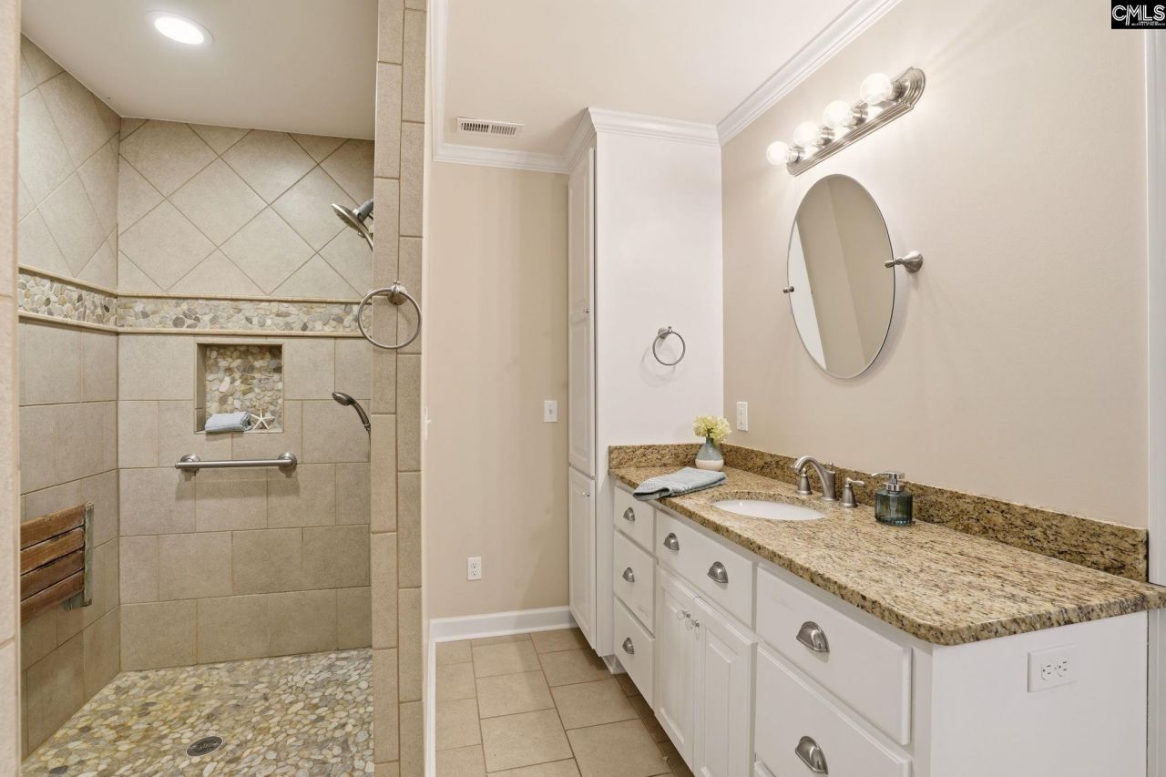 465 Woodland Terrace Photo 19