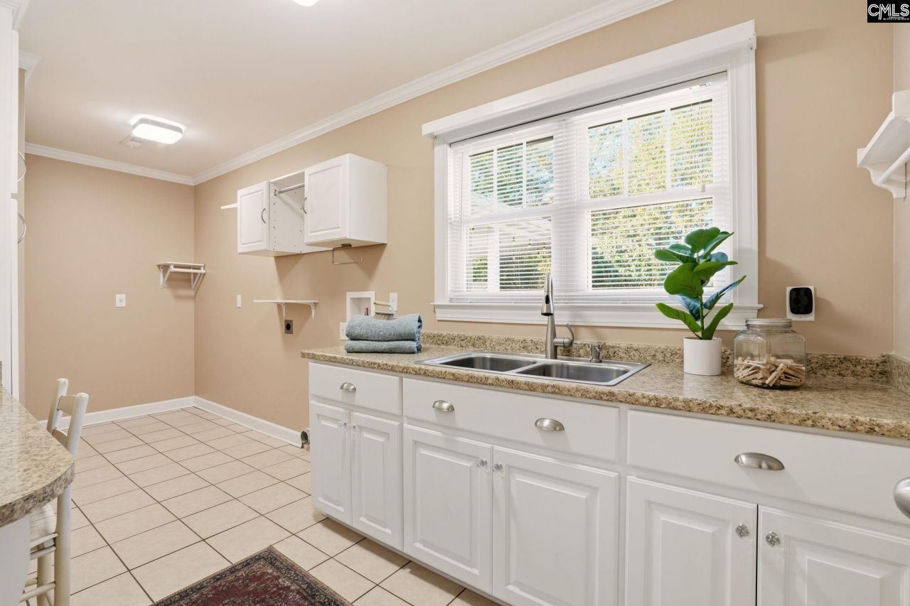 465 Woodland Terrace Photo 25