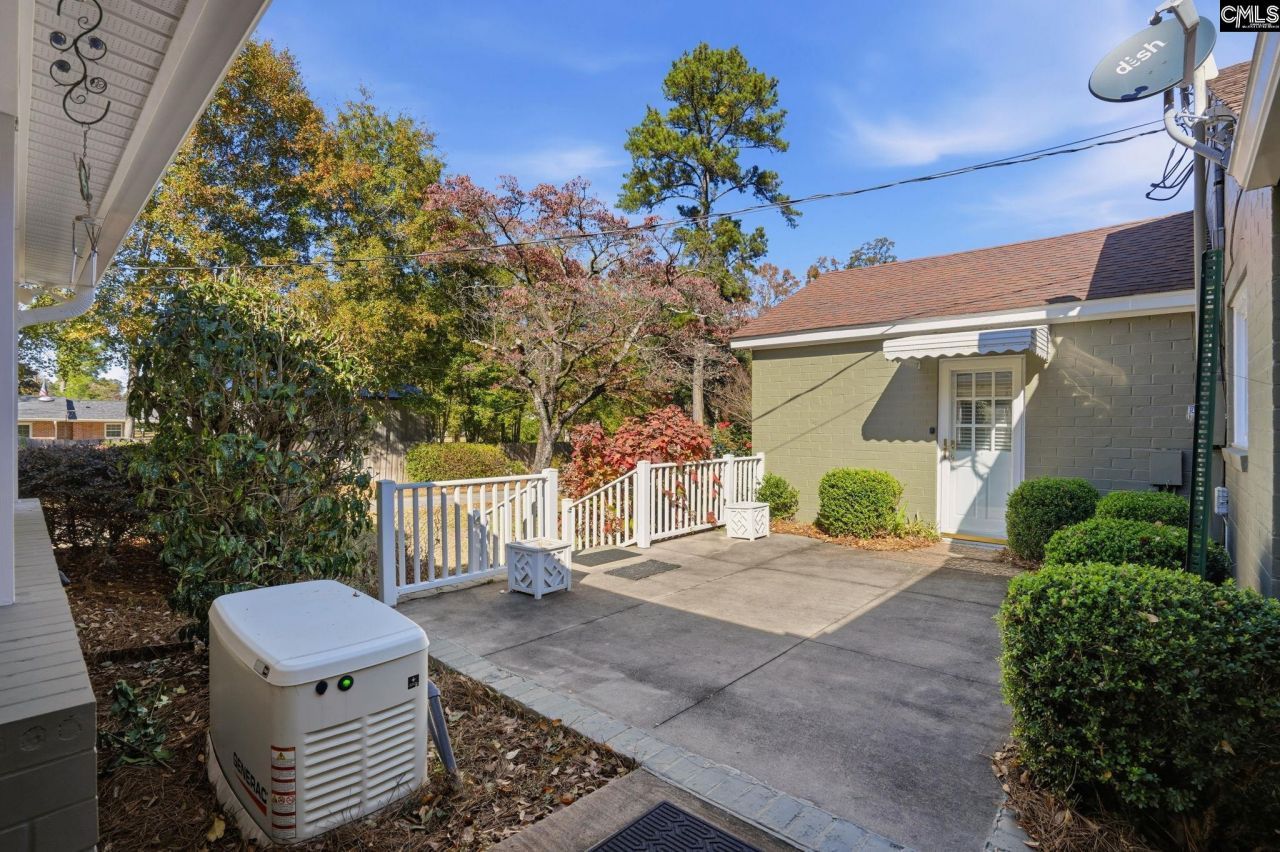 465 Woodland Terrace Photo 35