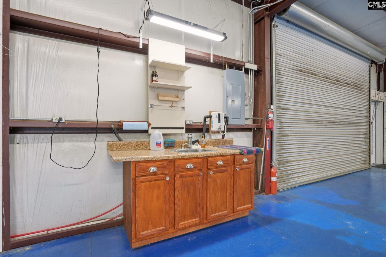 465 Woodland Terrace Photo 44