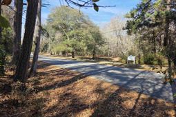 17 Five Bridges Road photo 4