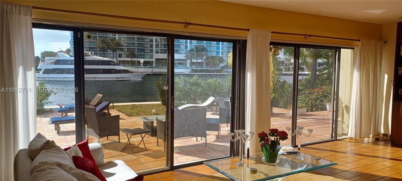 363 Centre Is, Golden Beach, FL 33160 Photo