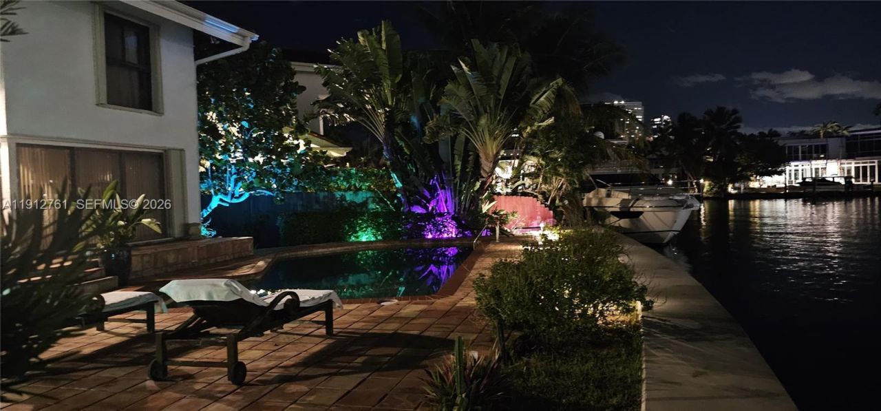 363 Centre Is, Golden Beach, FL 33160 Photo