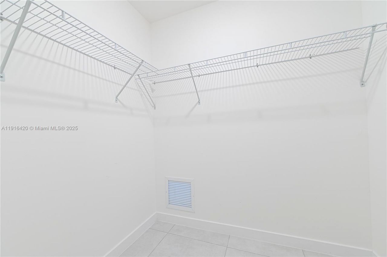 514 SW 22nd Ave, Unit 603, Miami, FL 33135 Photo