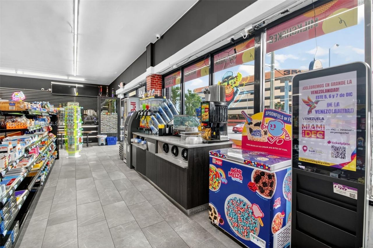 Convenience S/smoke Shop Store & Smoke Shop For Sa, Miami, FL 33126 Photo
