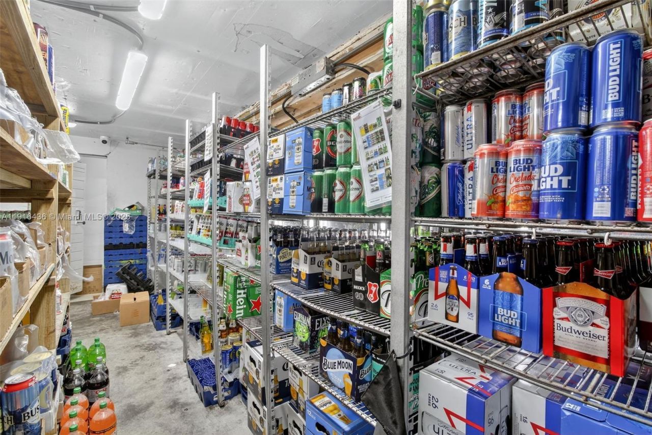 Convenience S/smoke Shop Store & Smoke Shop For Sa, Miami, FL 33126 Photo