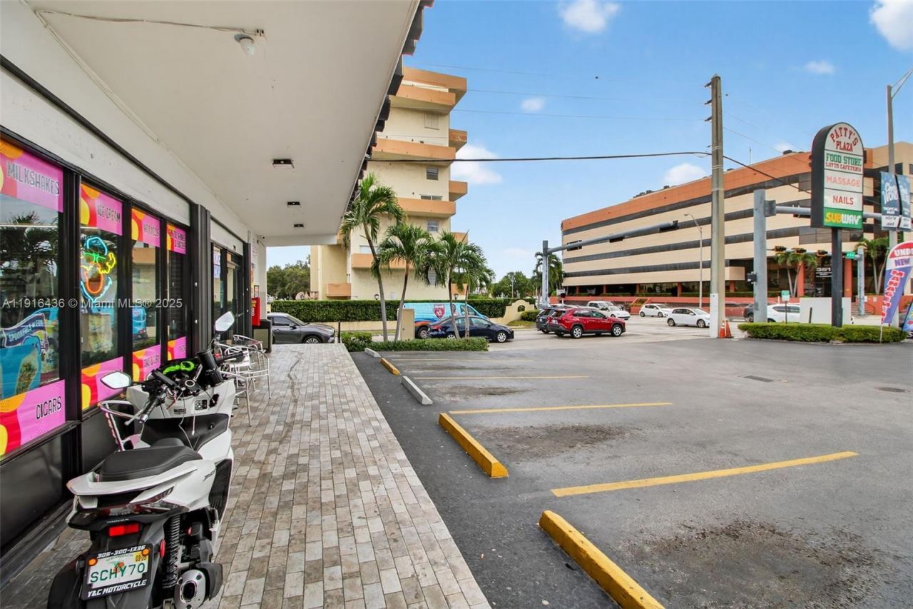 Convenience S/smoke Shop Store & Smoke Shop For Sa, Miami, FL 33126 Photo