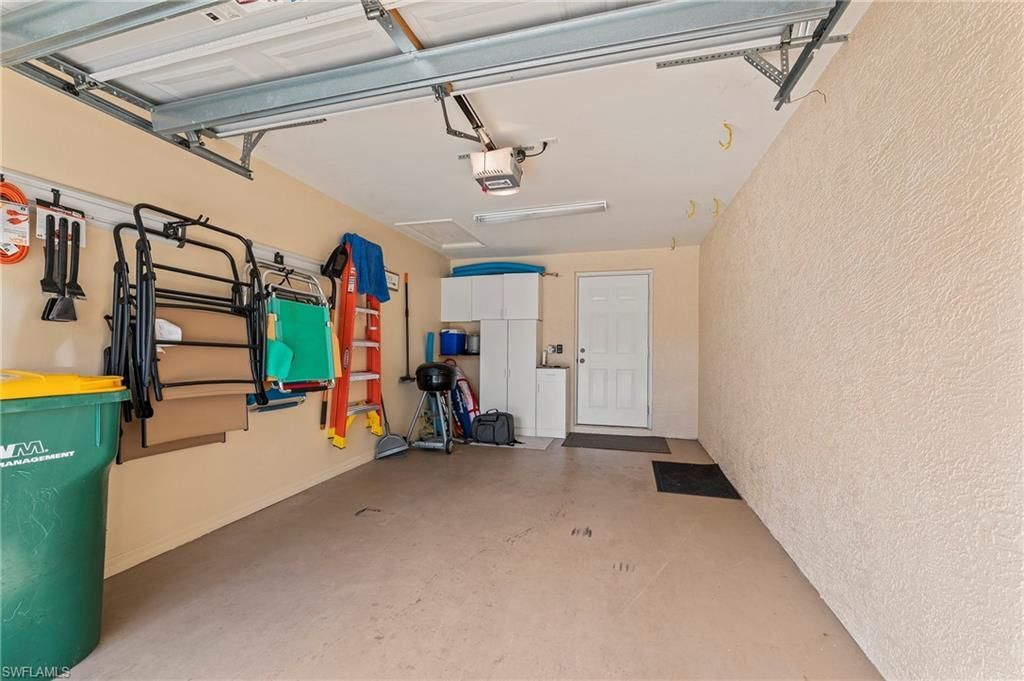 465 Robin Hood Cir, Unit 101, Naples, FL 34104 Photo