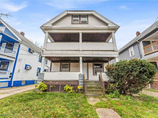 16110 Huntmere Avenue, Cleveland, OH 44110