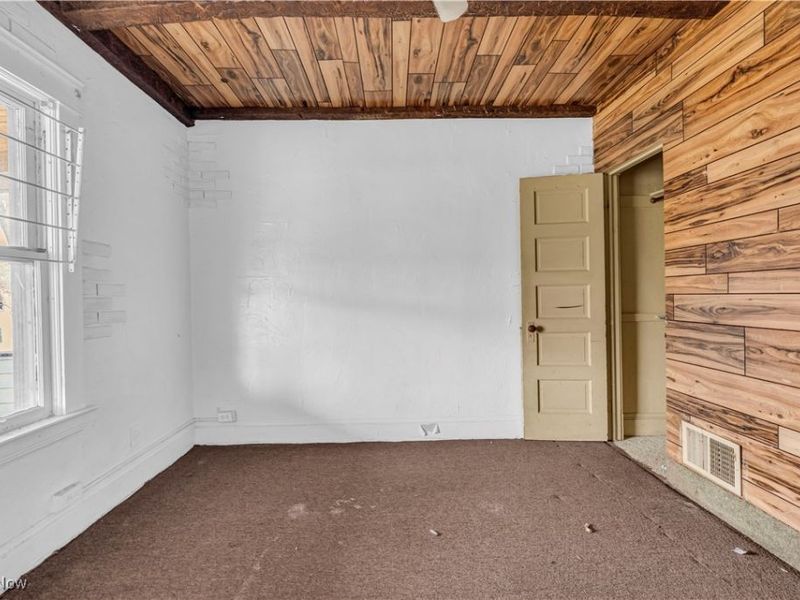 16110 Huntmere Avenue, Cleveland, OH 44110 Photo 20