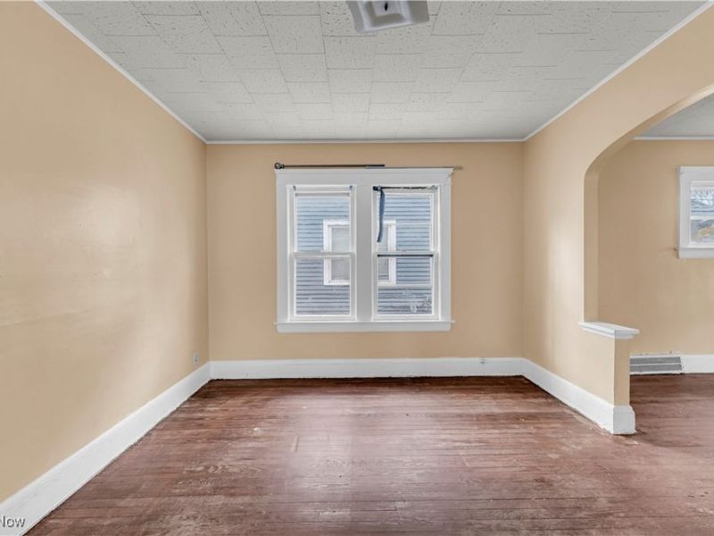 16110 Huntmere Avenue, Cleveland, OH 44110 Photo 4