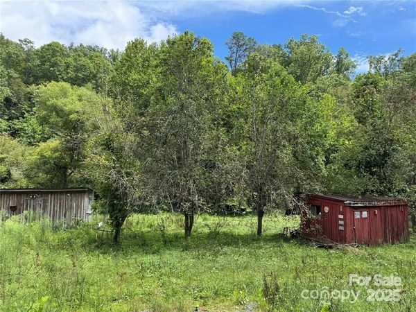 4938 NC 90 Highway, Collettsville, NC 28611