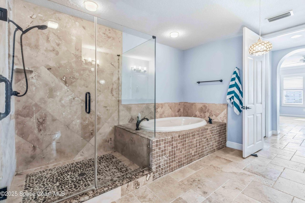 4125 W End Road, Unit 306, Cocoa Beach, FL 32931 Photo