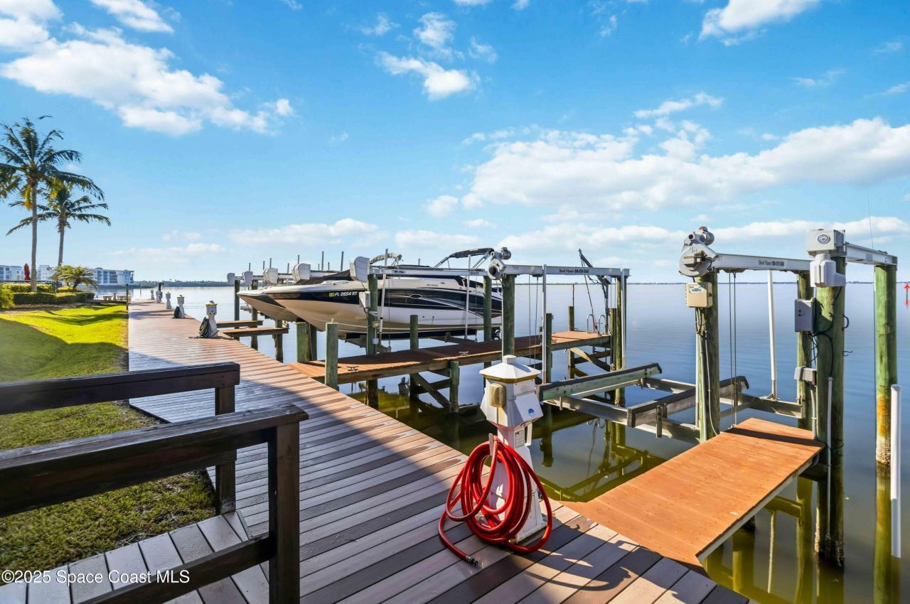 4125 W End Road, Unit 306, Cocoa Beach, FL 32931 Photo