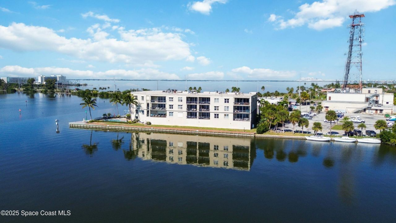 4125 W End Road, Unit 306, Cocoa Beach, FL 32931 Photo