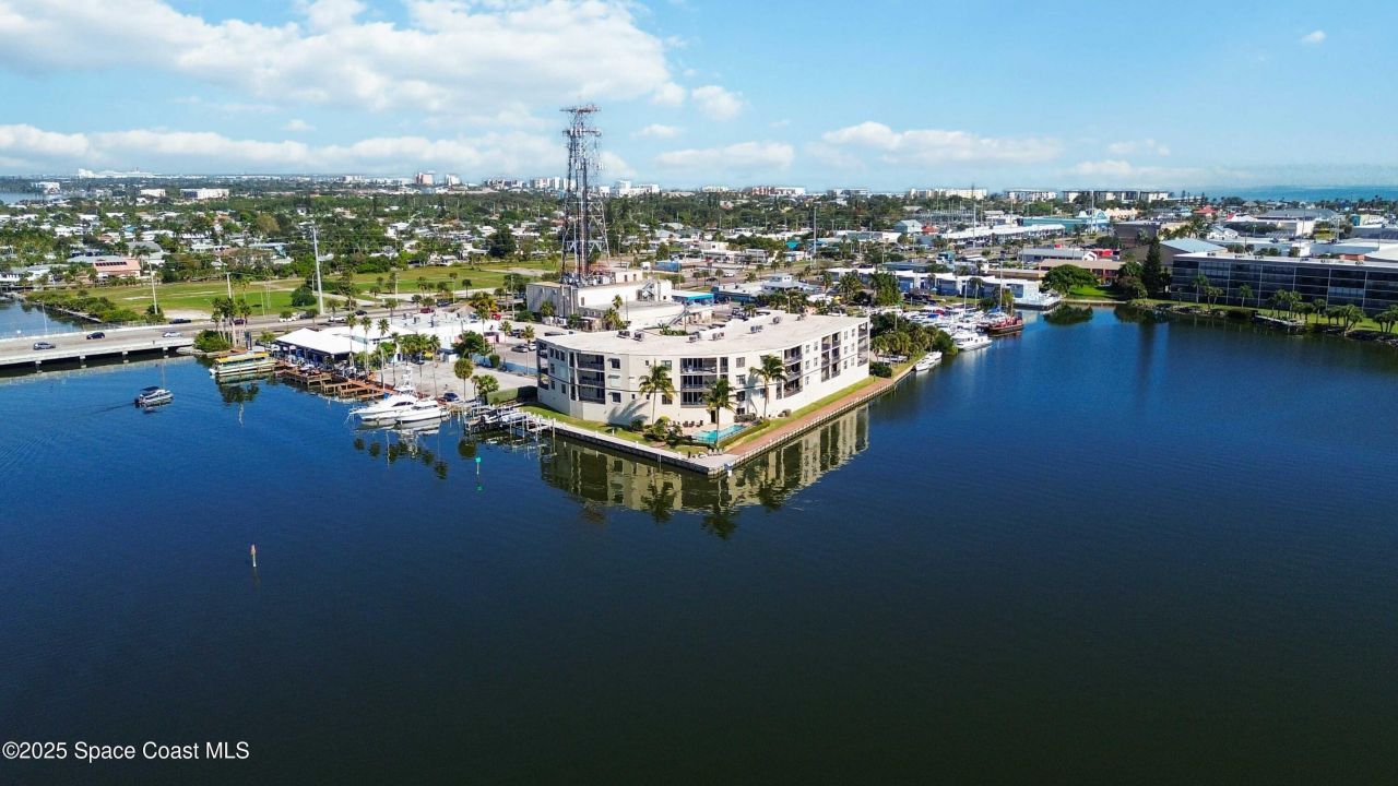 4125 W End Road, Unit 306, Cocoa Beach, FL 32931 Photo
