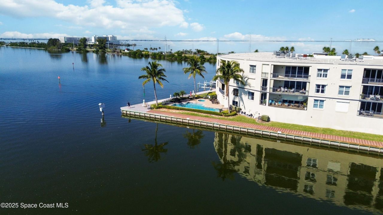 4125 W End Road, Unit 306, Cocoa Beach, FL 32931 Photo