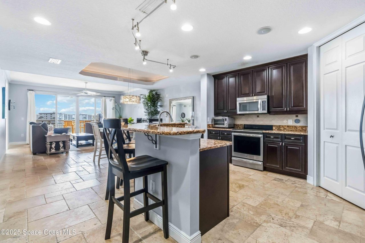 4125 W End Road, Unit 306, Cocoa Beach, FL 32931 Photo