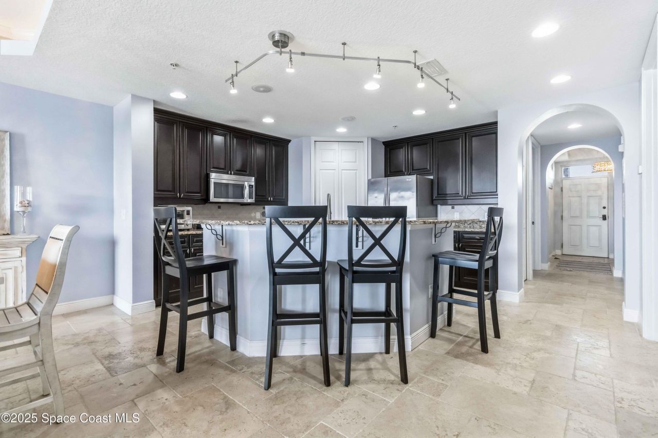 4125 W End Road, Unit 306, Cocoa Beach, FL 32931 Photo