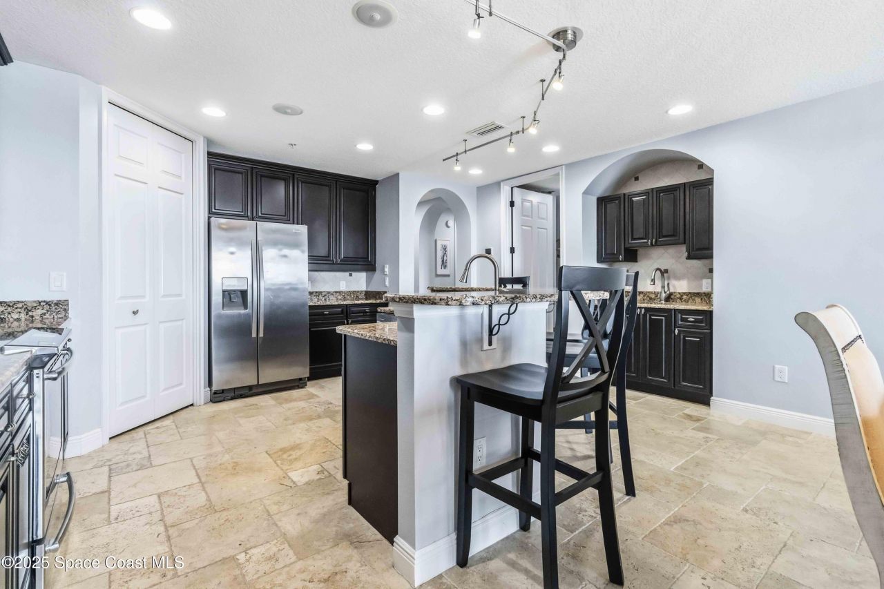 4125 W End Road, Unit 306, Cocoa Beach, FL 32931 Photo