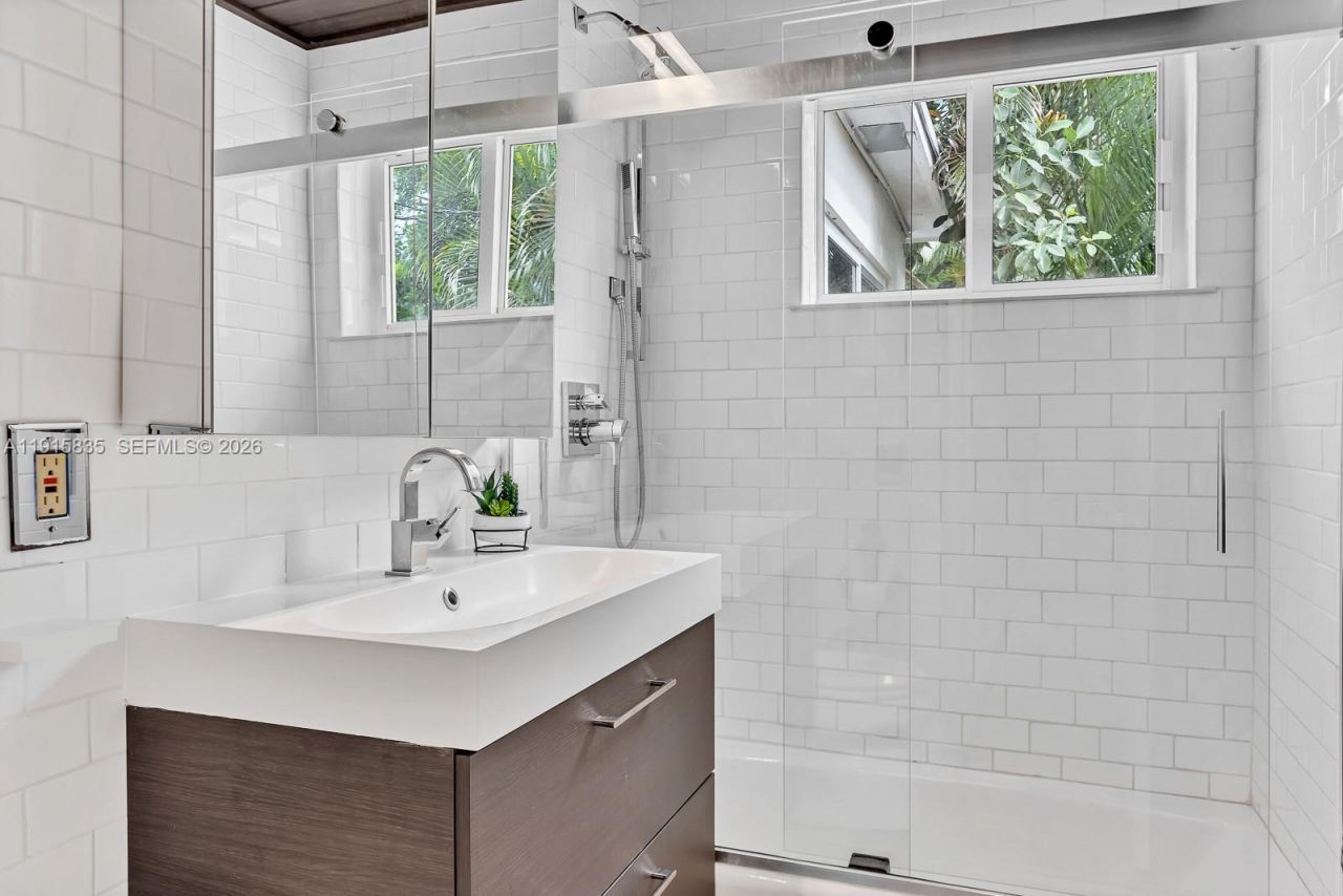 515 S 58th Ter, Hollywood, FL 33023 Photo