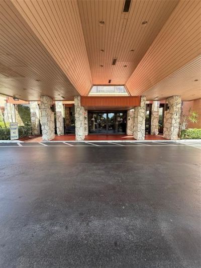 3180 Holiday Springs Blvd, Unit 211, Pompano Beach, FL 33063 Photo