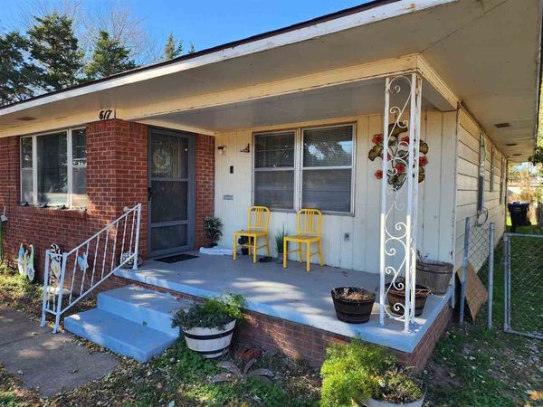 615 & 617 N Wikoff, Watonga, OK 00000