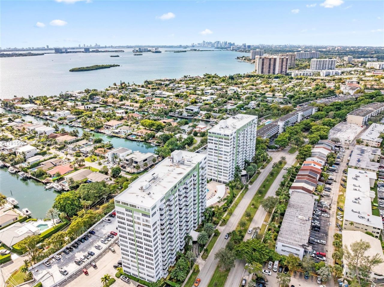 2100 Sans Souci Blvd, Unit B1006, North Miami, FL 33181 Photo