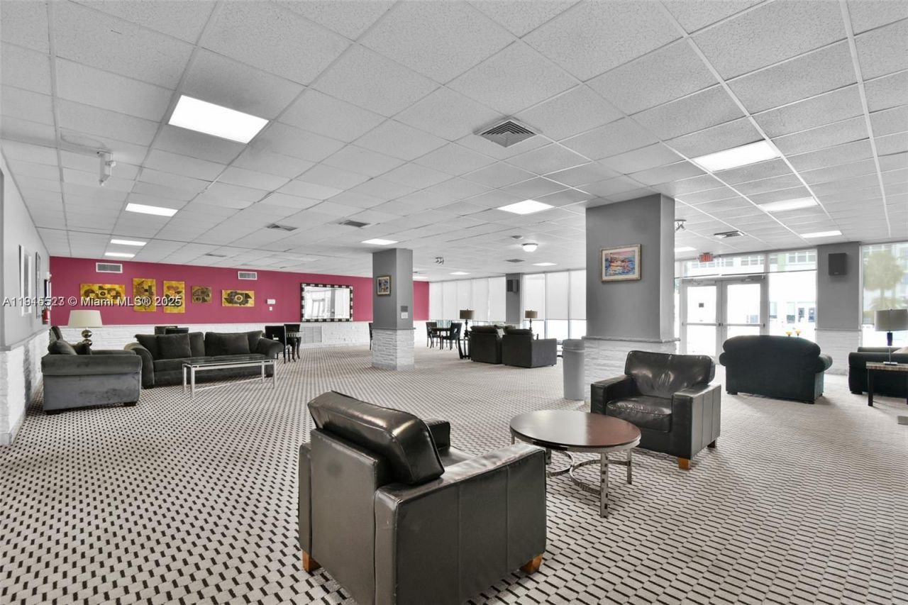 2100 Sans Souci Blvd, Unit B1006, North Miami, FL 33181 Photo