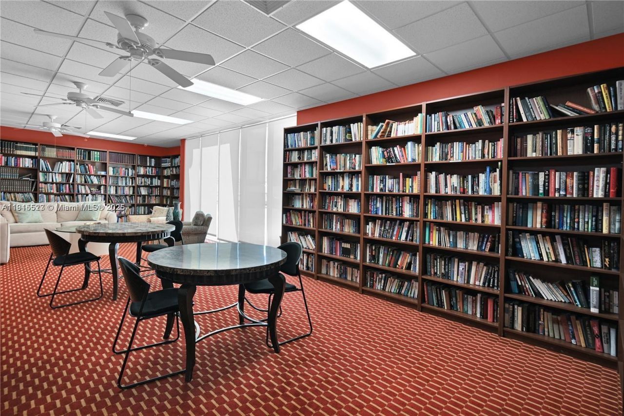 2100 Sans Souci Blvd, Unit B1006, North Miami, FL 33181 Photo